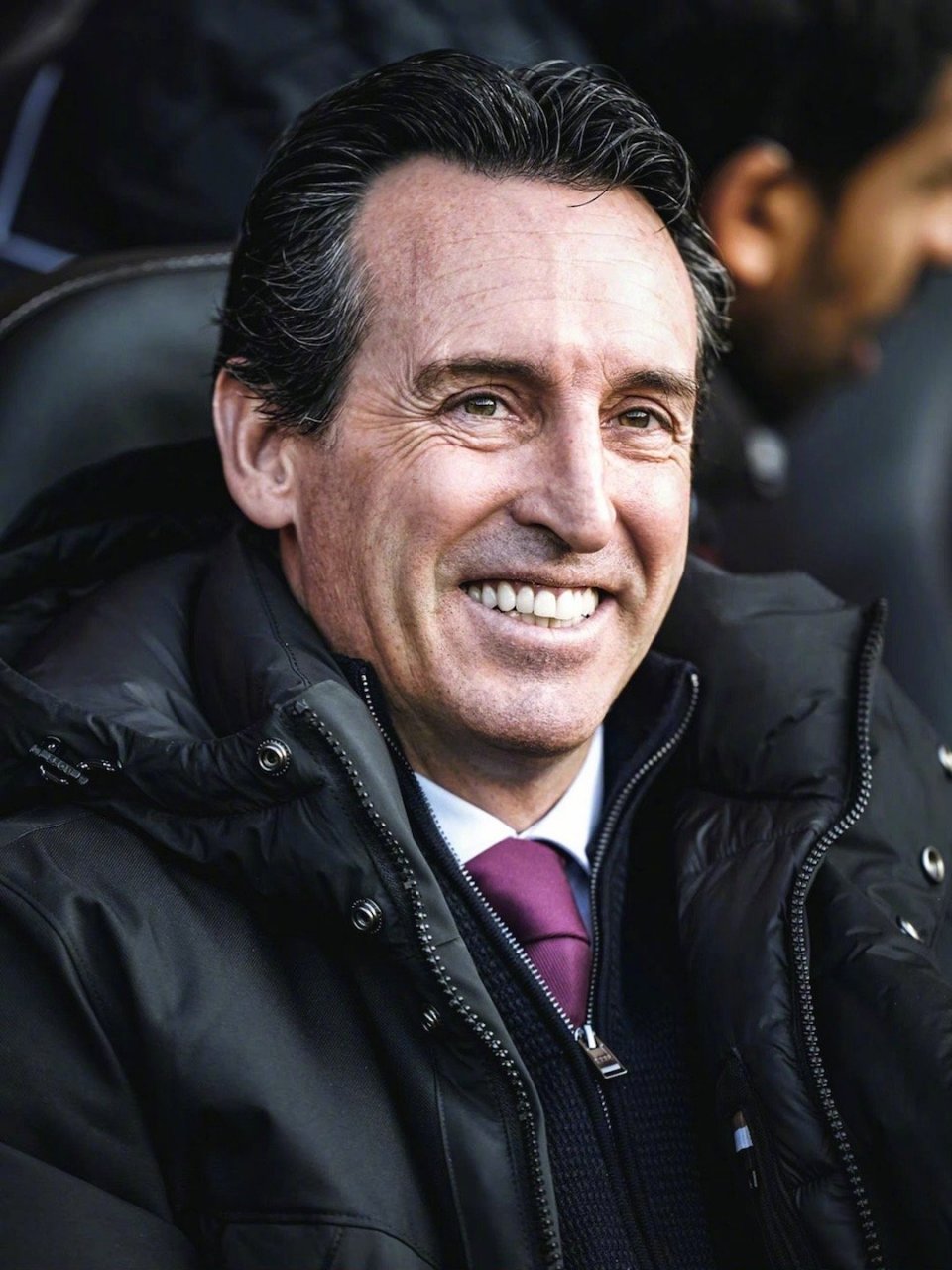 aiyouxi-维拉客场逼平，保住联赛积分榜前十(维拉球员)